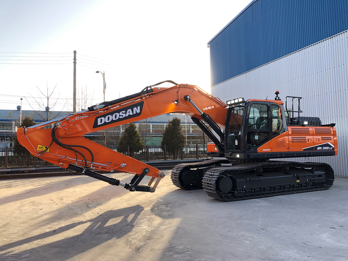 1:50 Scale Model New Bauma 2019! Doosan DX800LC Excavator 